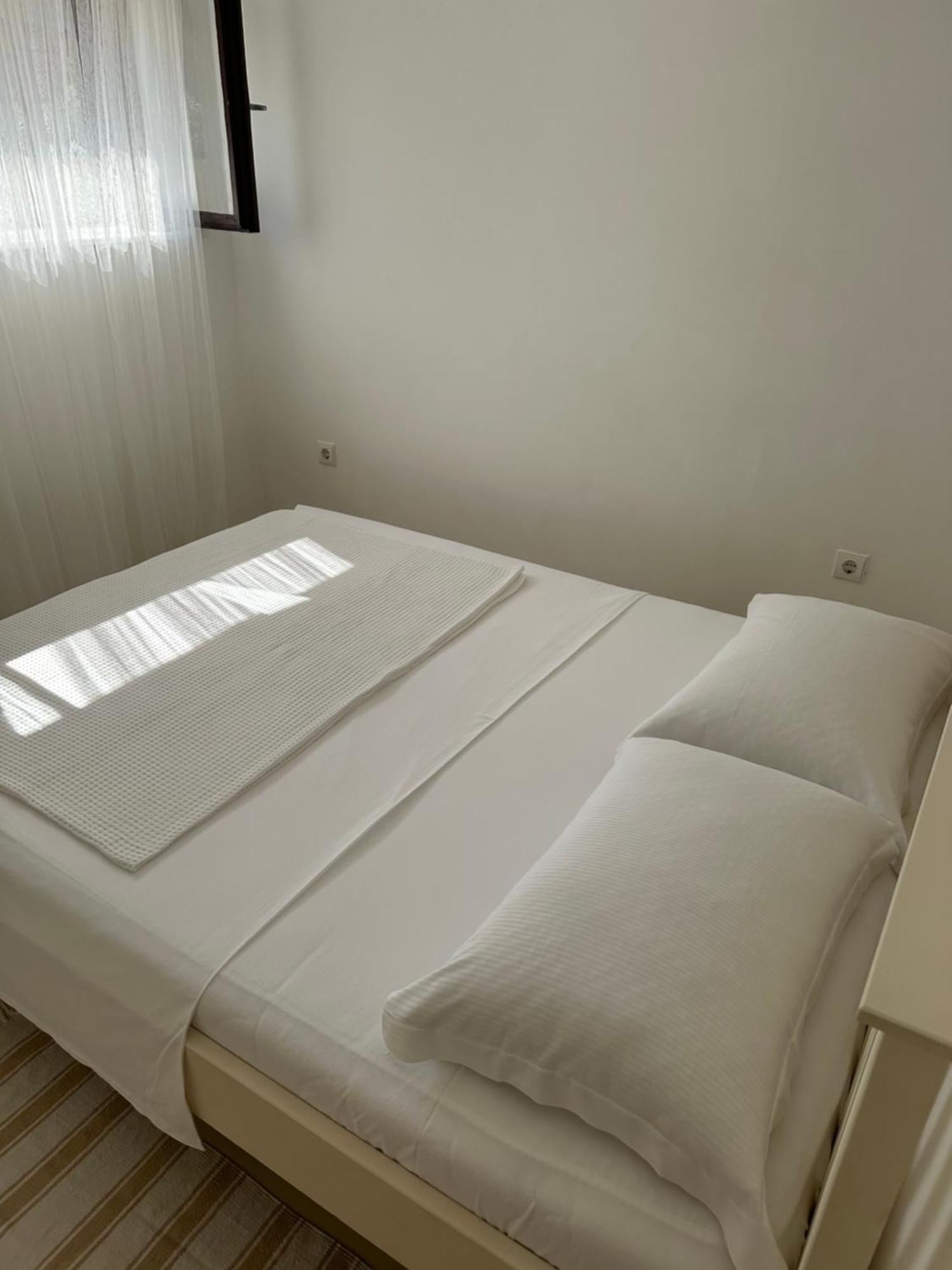 קרק Apartmani Krk מראה חיצוני תמונה